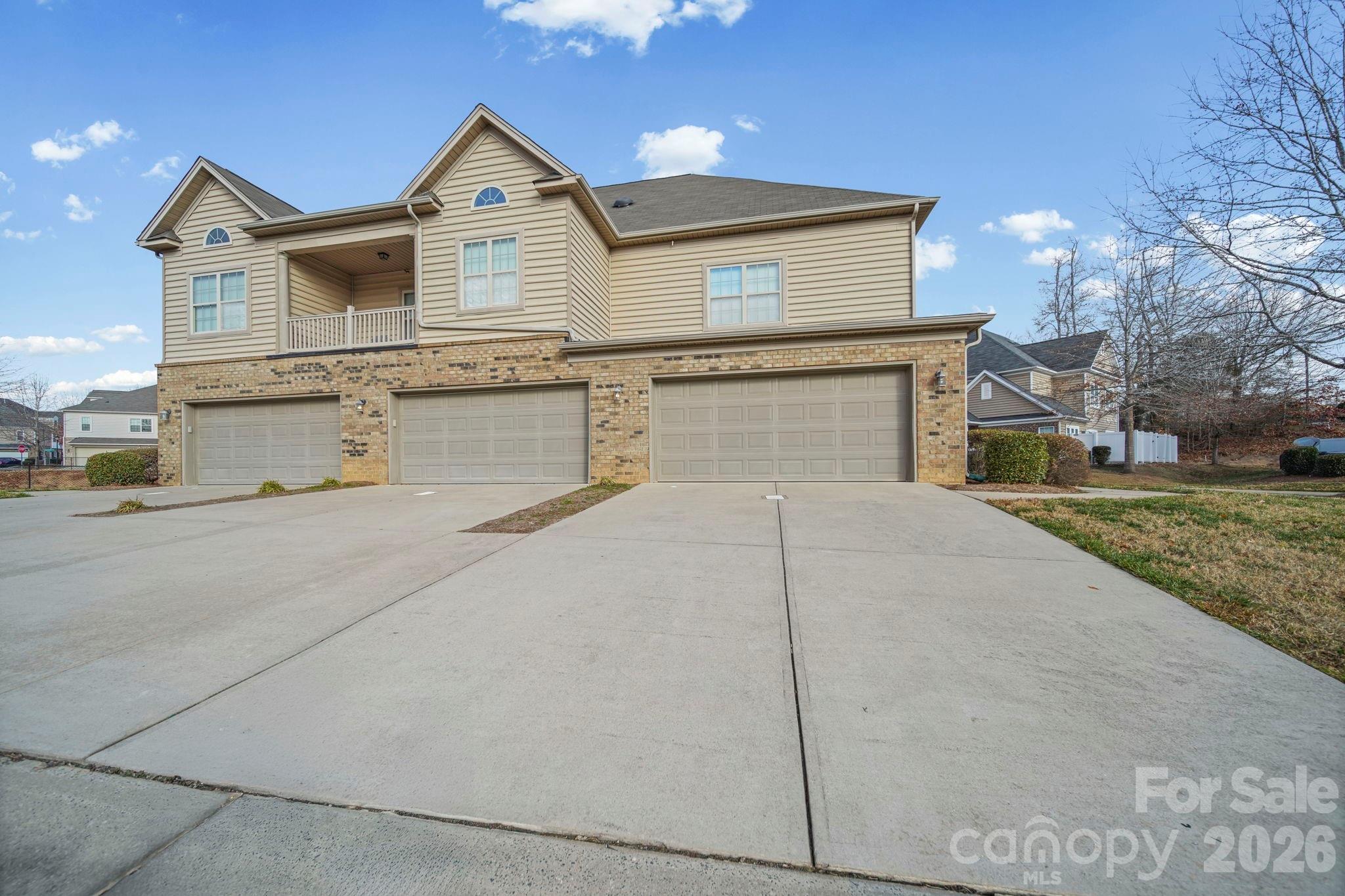 Riviera - Residential