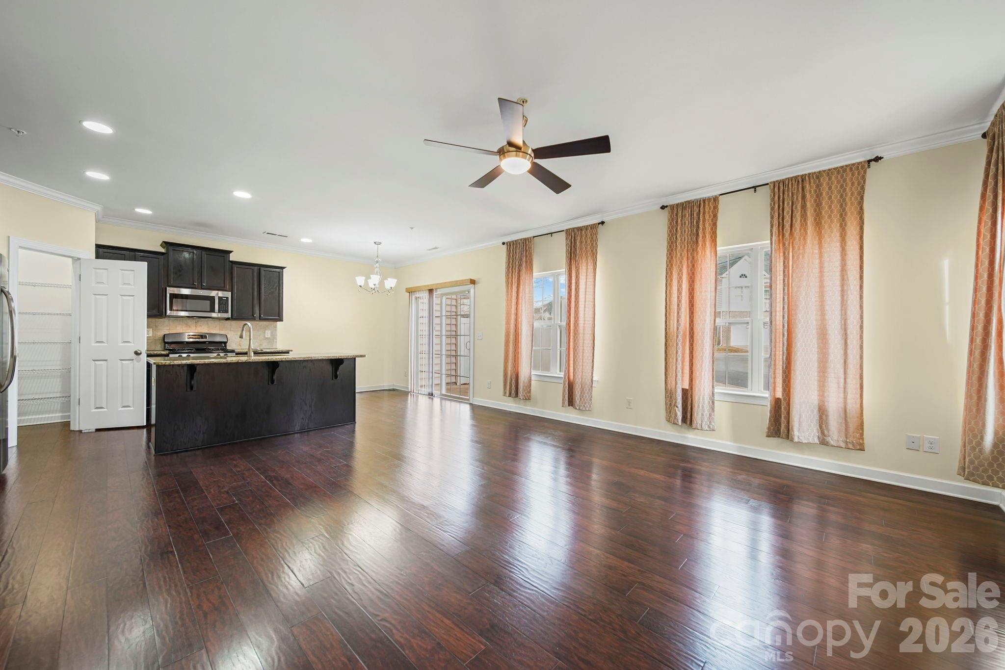 Riviera - Residential