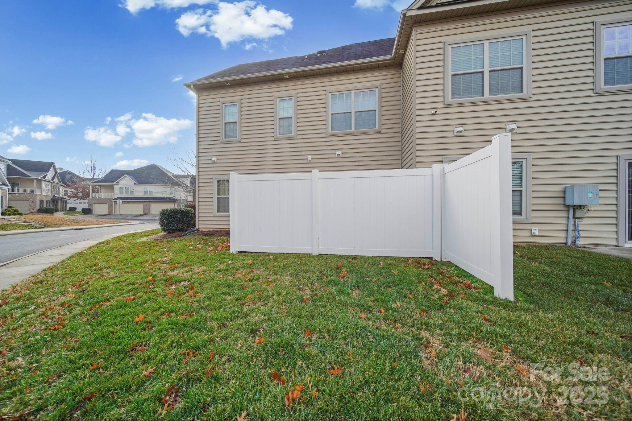 Riviera - Residential