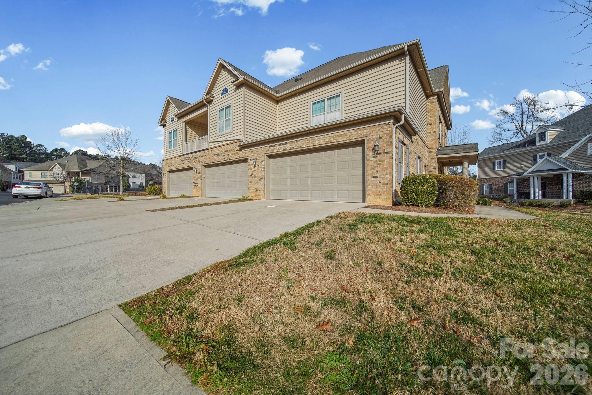 Riviera - Residential