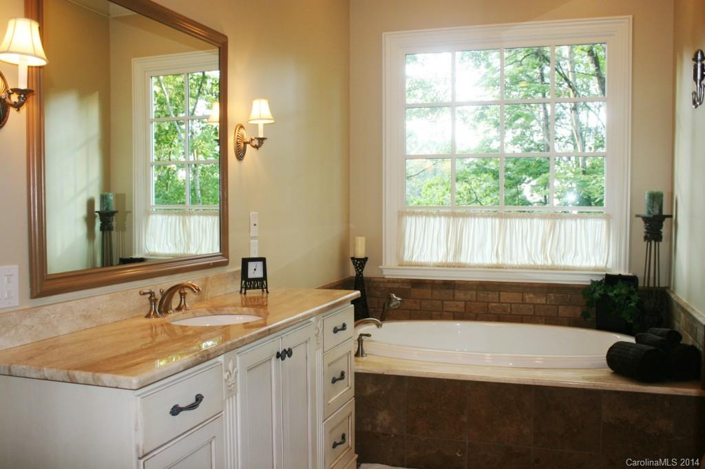 Twin Coves - Residential