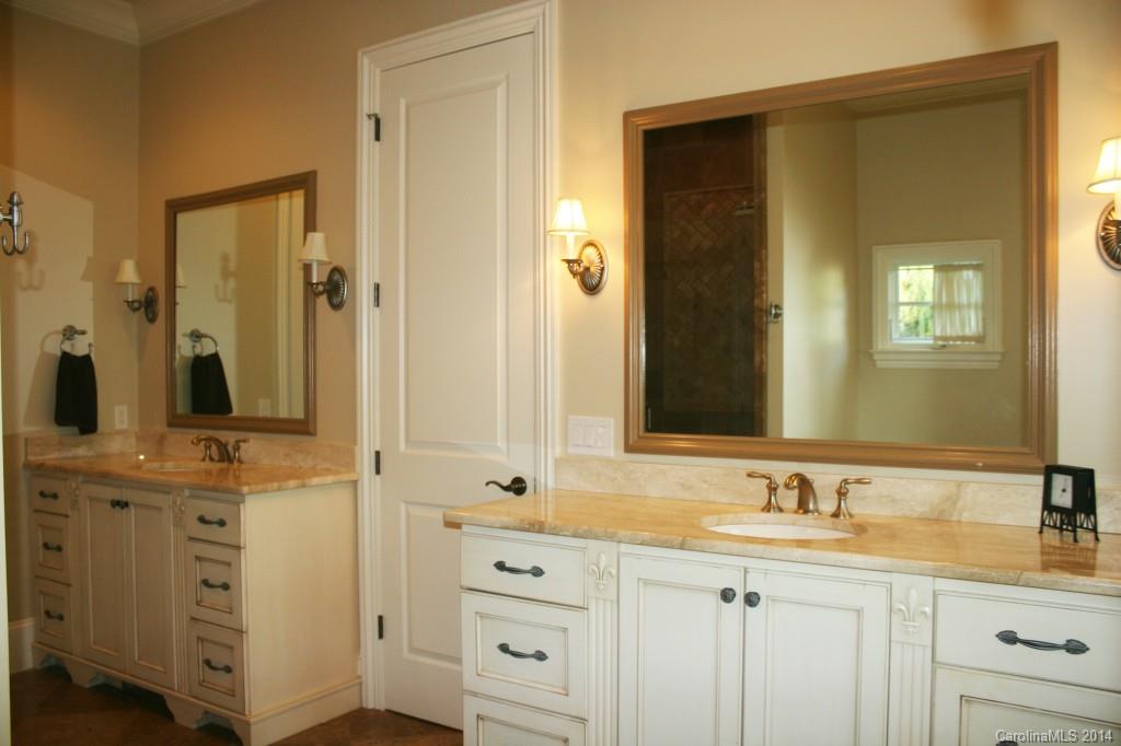 Twin Coves - Residential