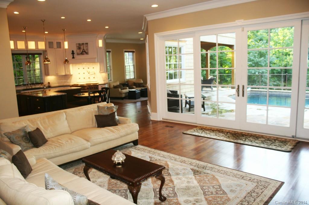 Twin Coves - Residential