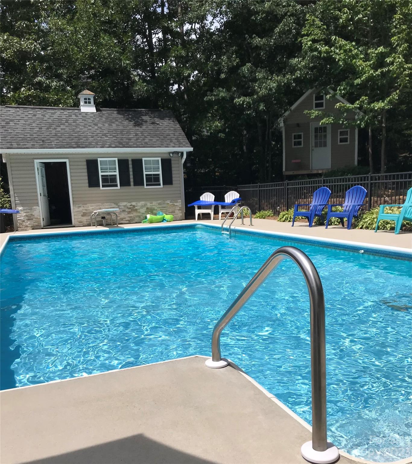 Crooked Creek - Residential