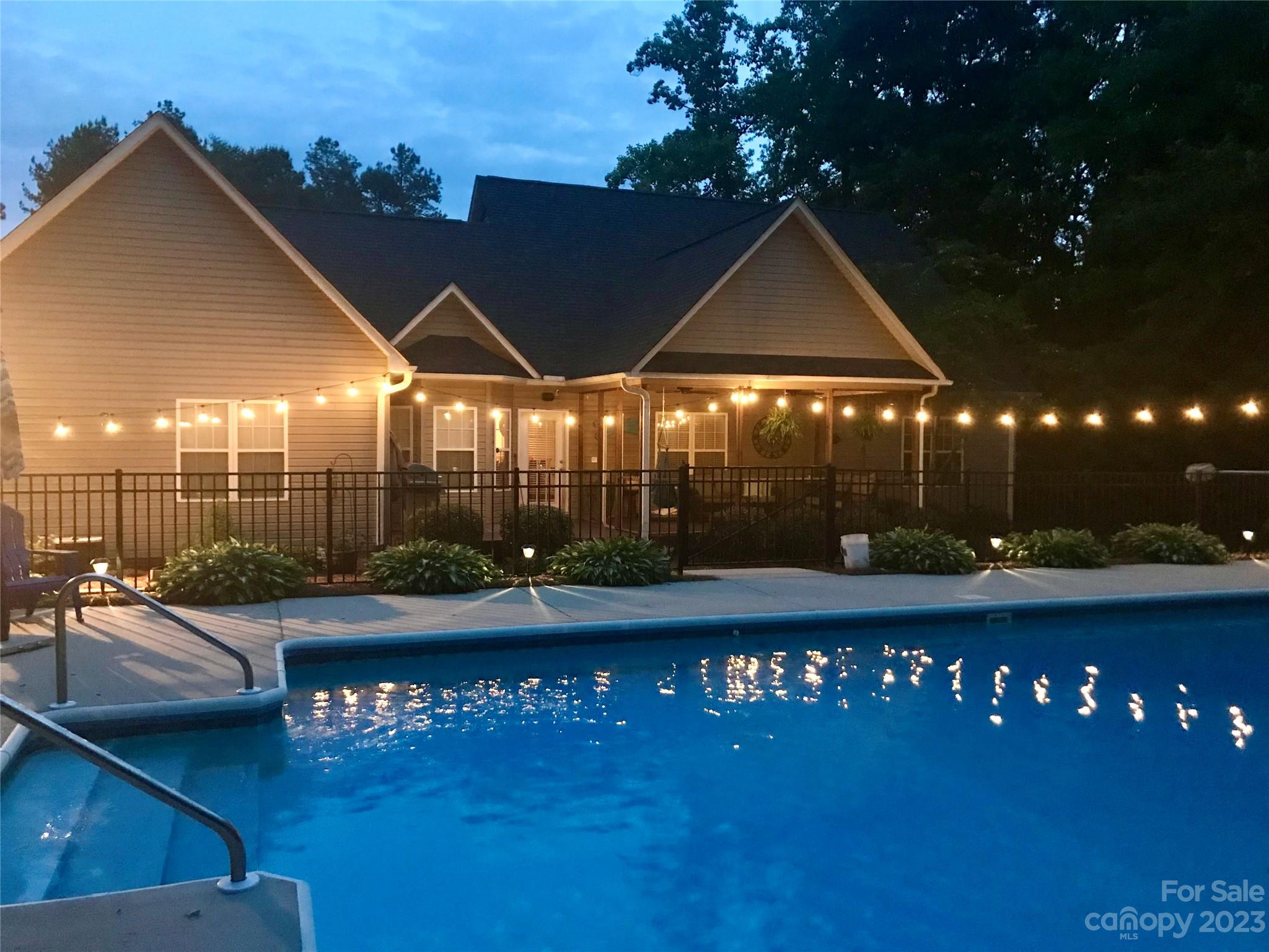 Crooked Creek - Residential