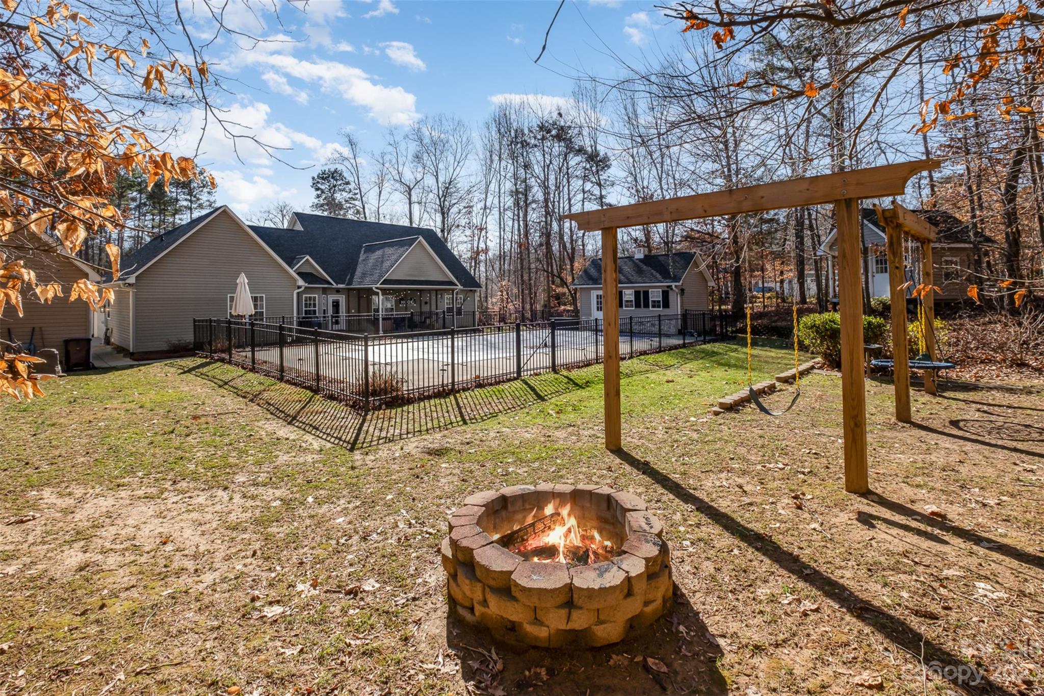 Crooked Creek - Residential