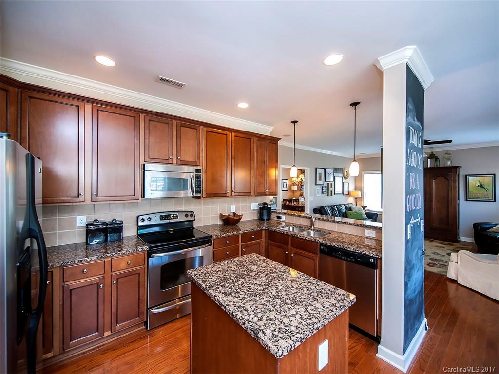 Moss Creek Village - Residential