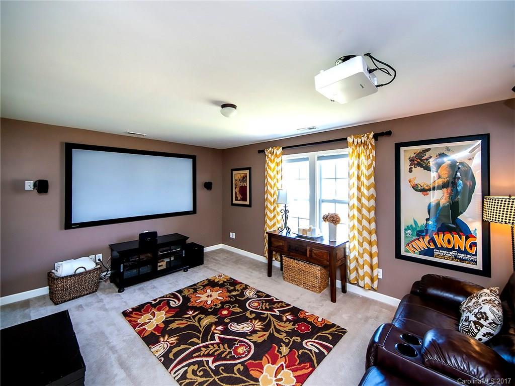 Moss Creek Village - Residential