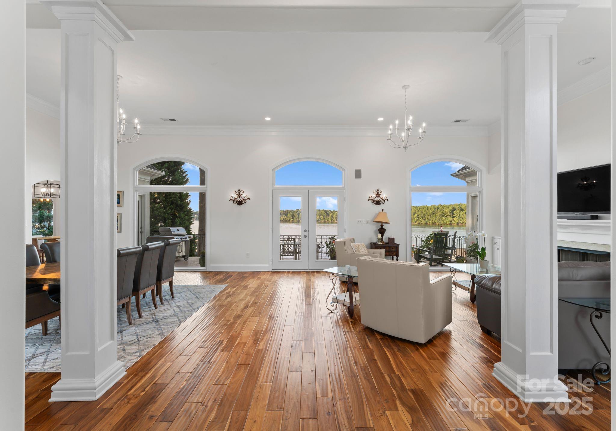 102 Stone Point Court