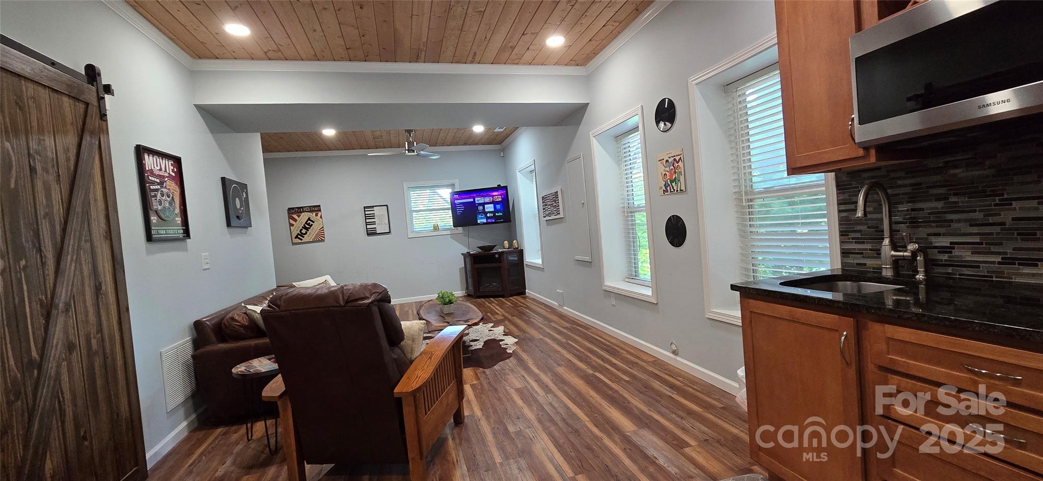 Greenridge Falls - Residential