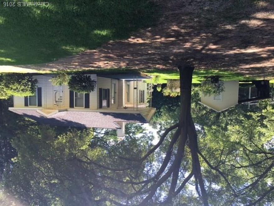 3b/1b house NOT inside the city limits but close to interstate and shopping.