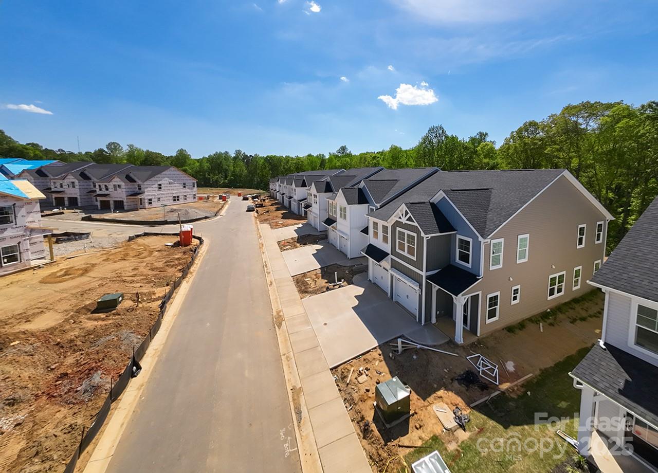 Charlotte, North Carolina 28213, United States, 3 Bedrooms Bedrooms, ,3 BathroomsBathrooms,Residential,Active,17811