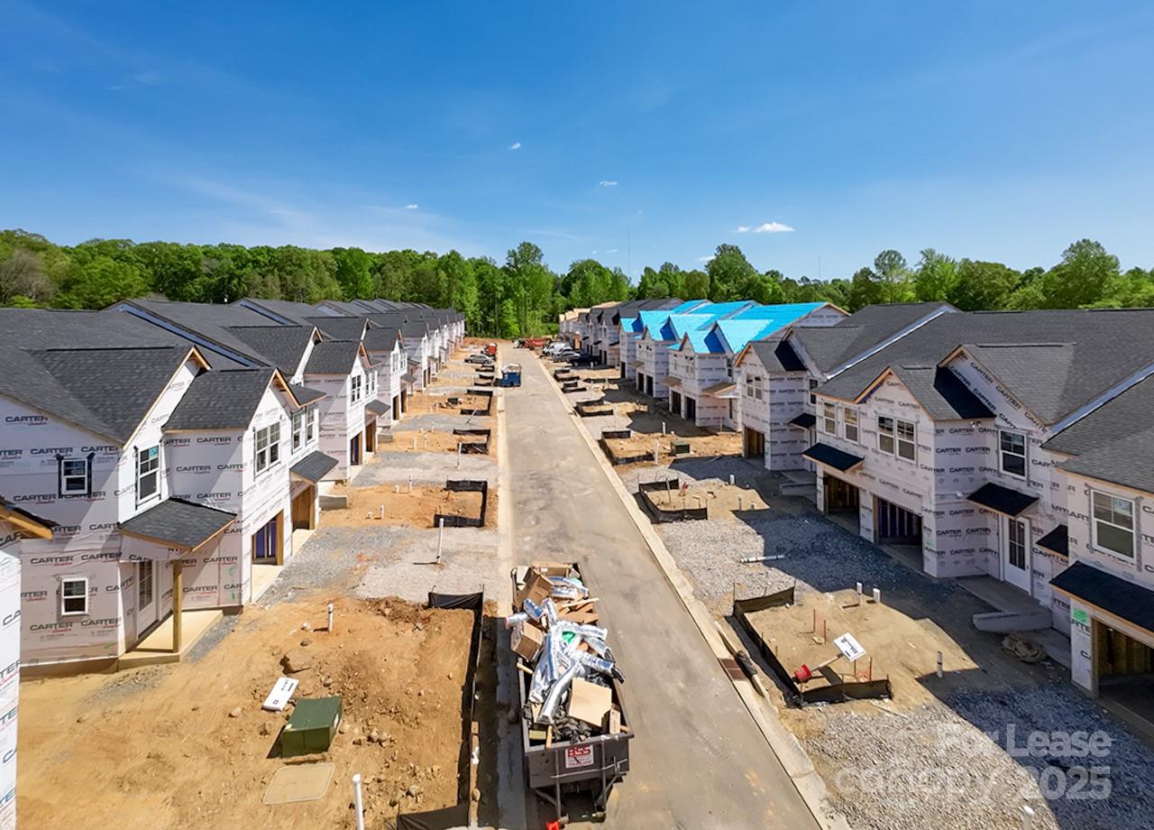 Charlotte, North Carolina 28213, United States, 3 Bedrooms Bedrooms, ,3 BathroomsBathrooms,Residential,Active,17811