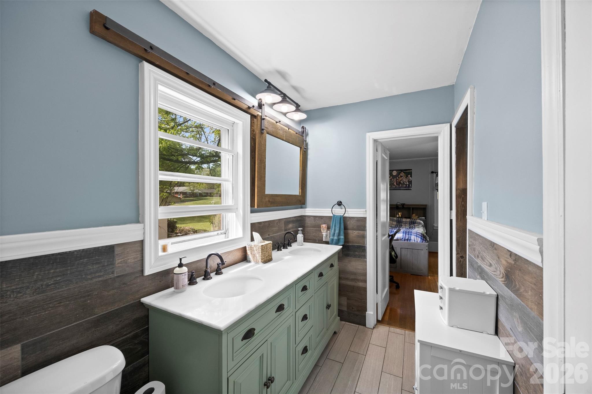 Forest Hills - Residential