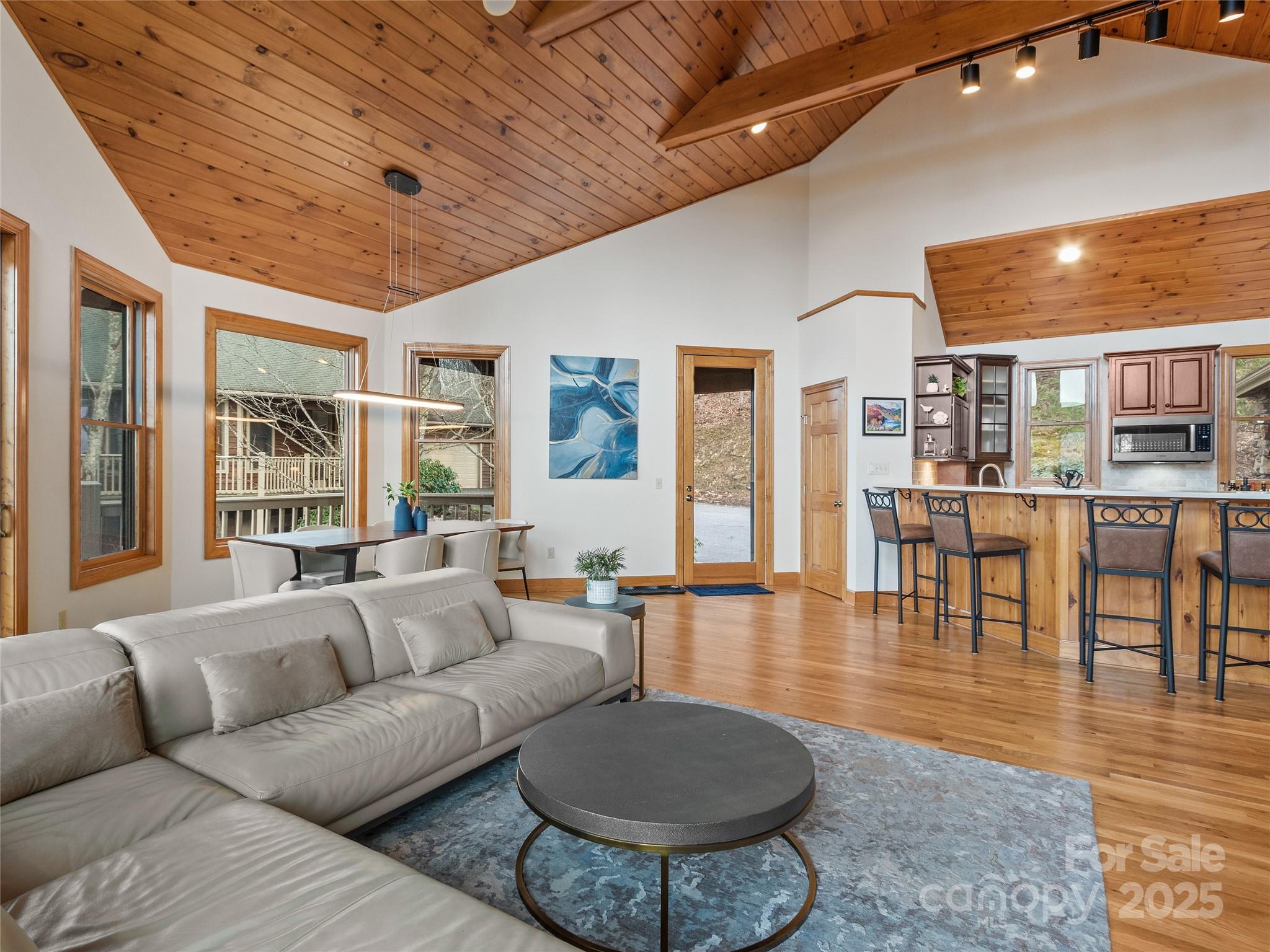 45 Ivy Point Lane