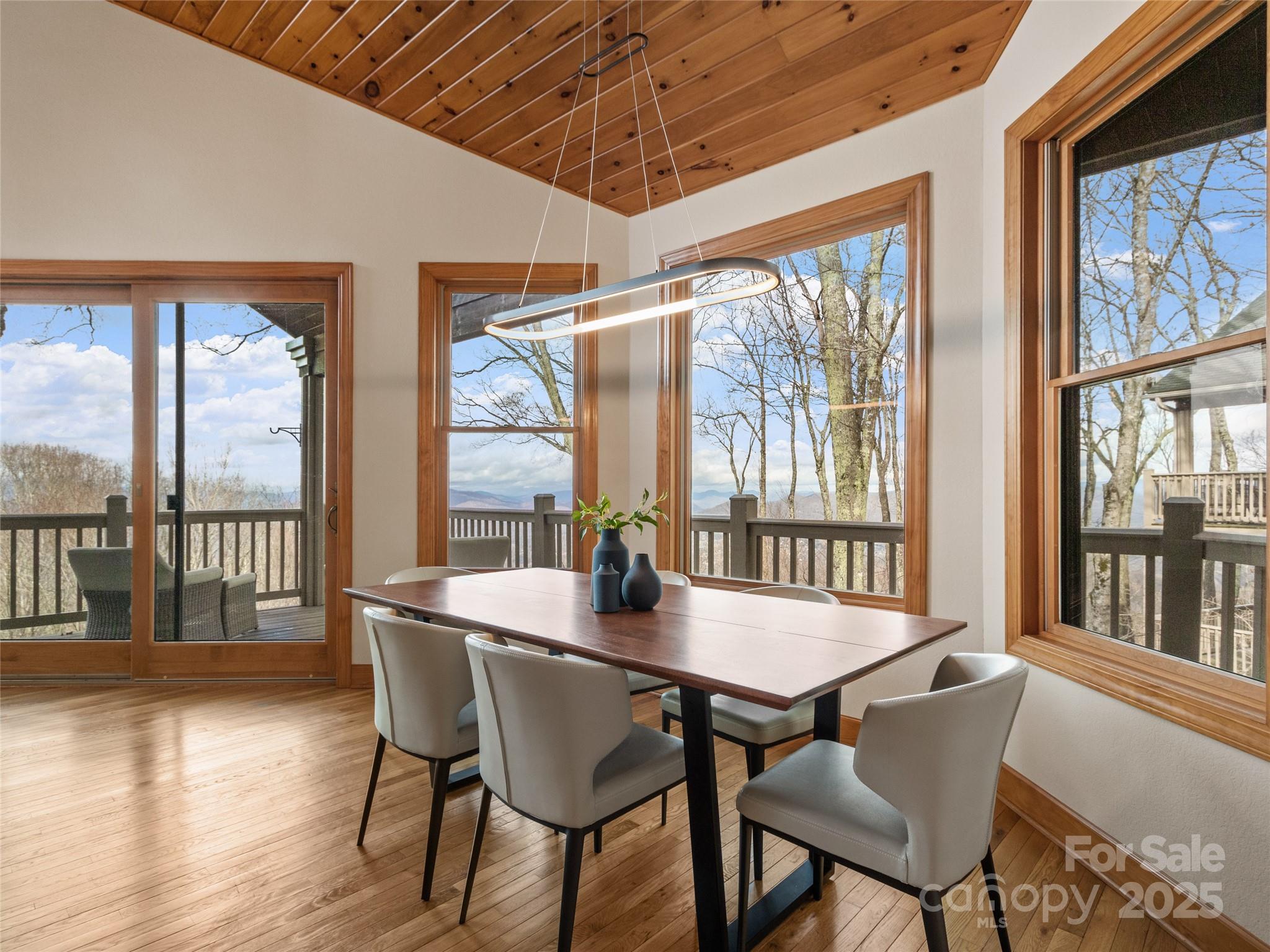 45 Ivy Point Lane