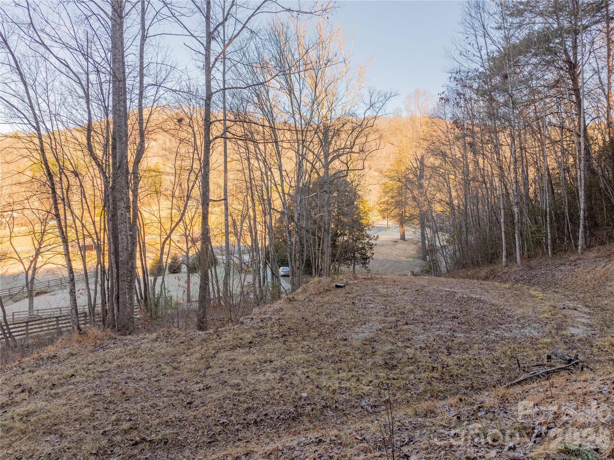 The Settlement at Thomas Divide - Land