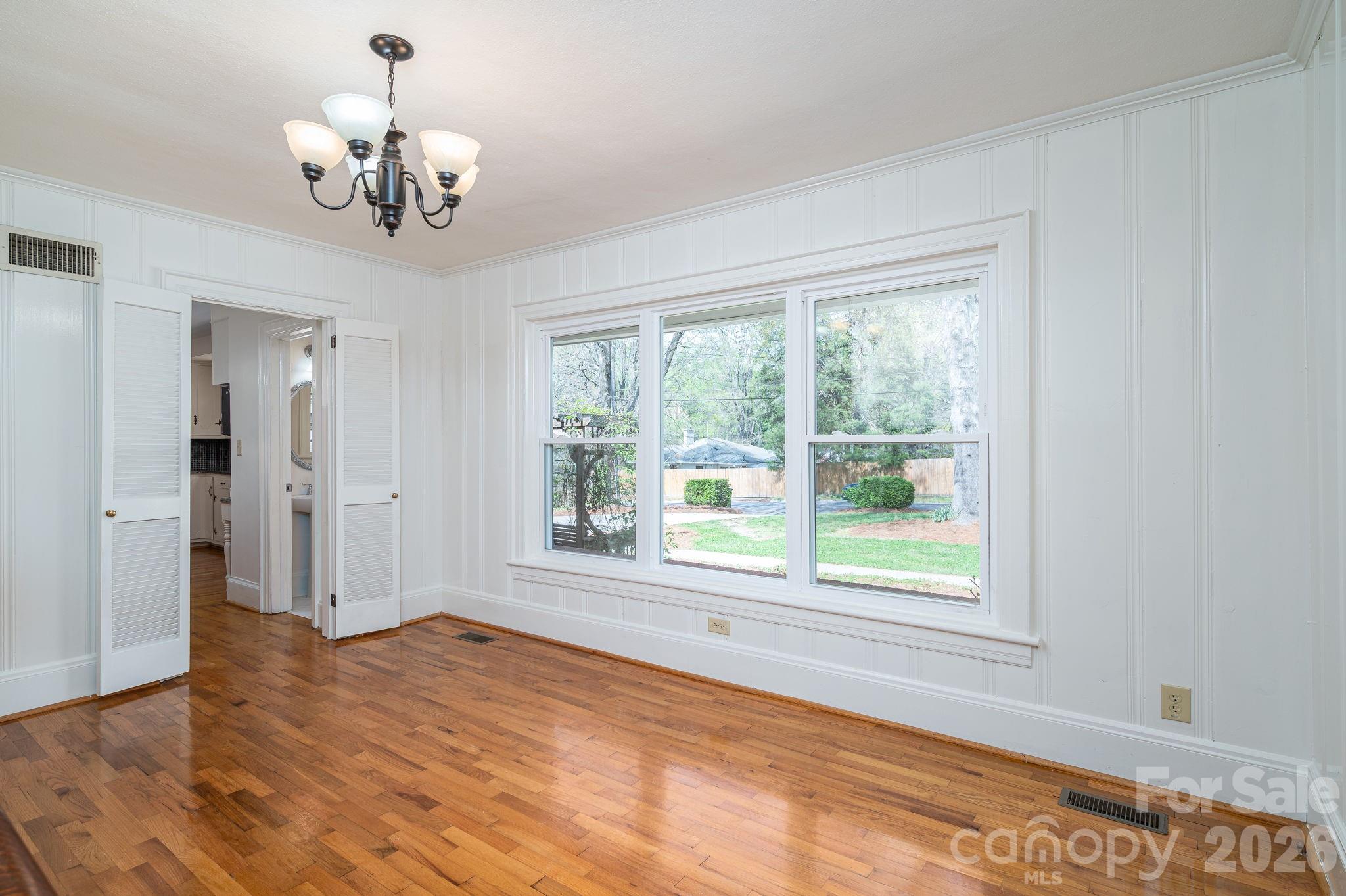 Houser Pines - Residential