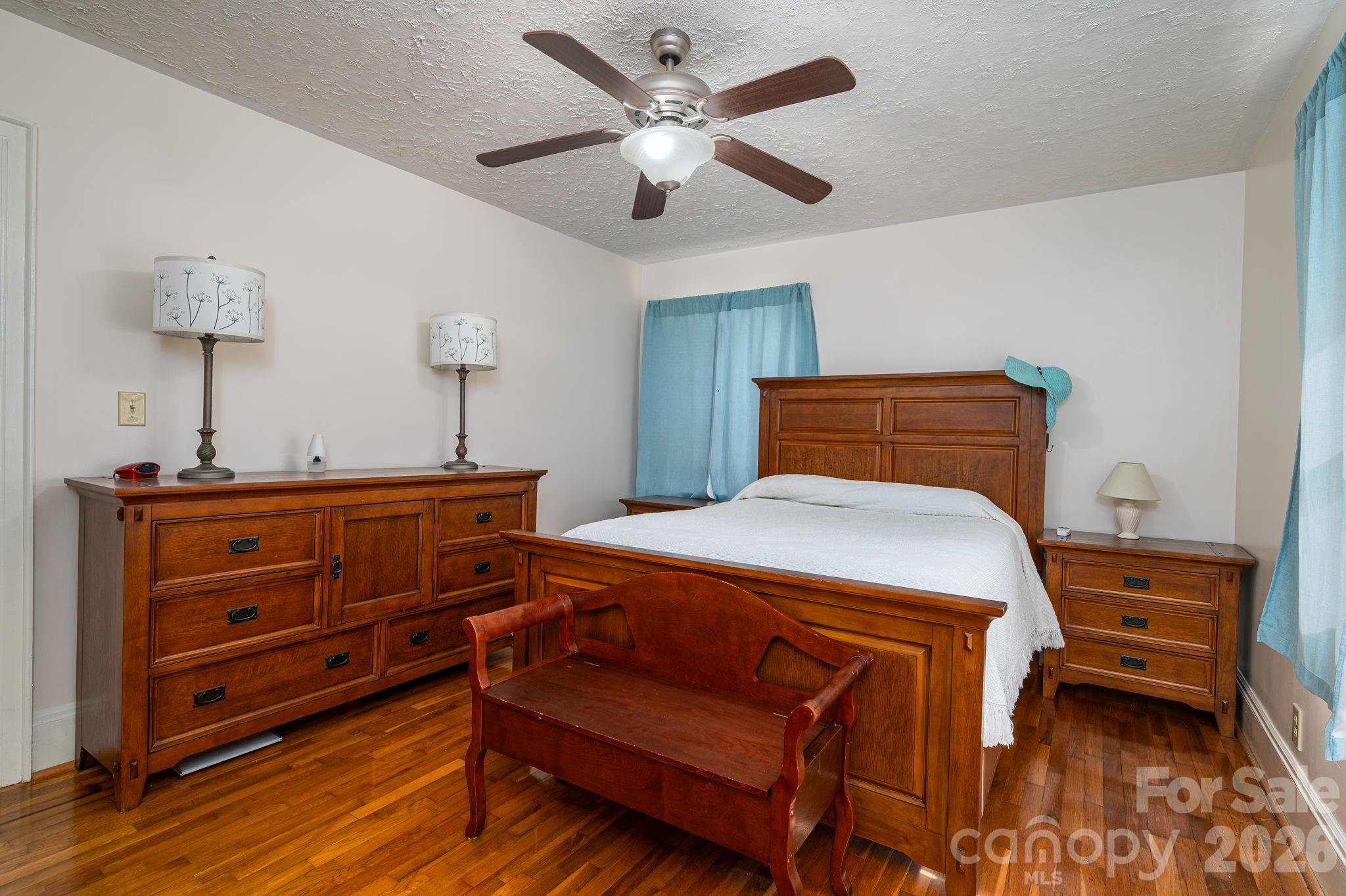 Houser Pines - Residential