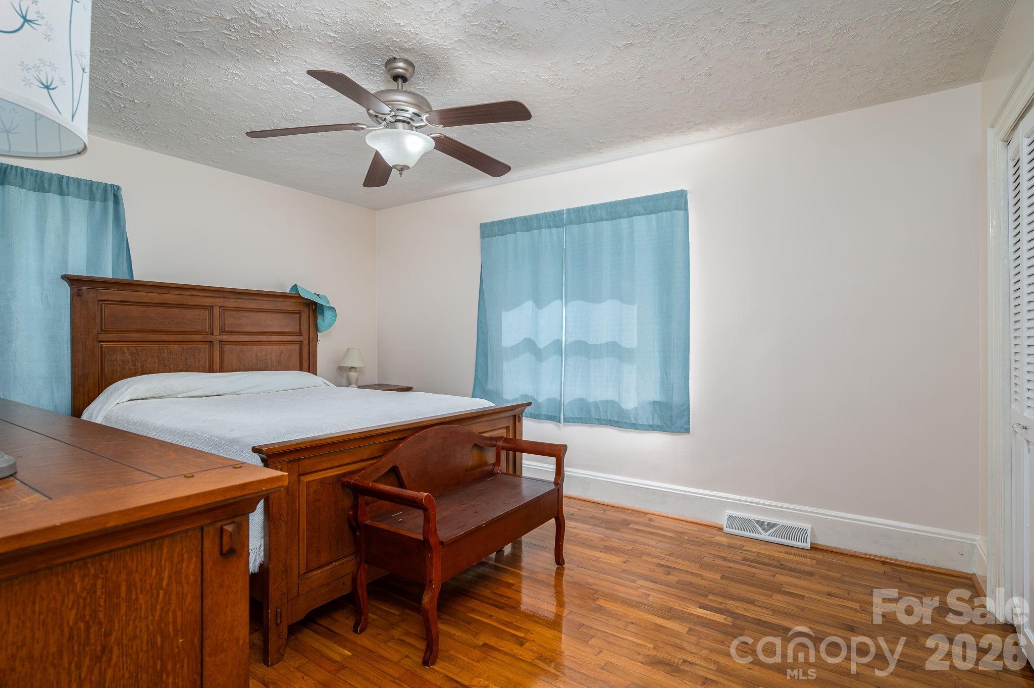 Houser Pines - Residential