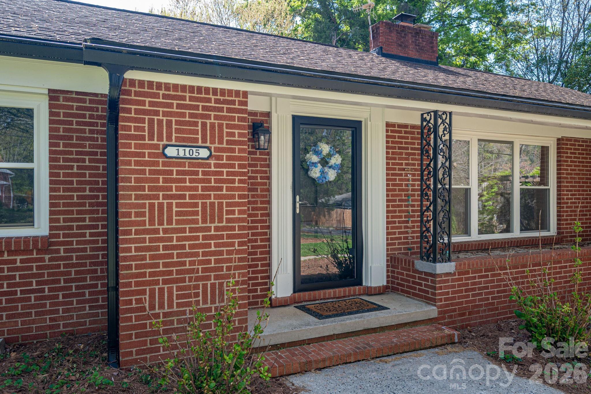 Houser Pines - Residential