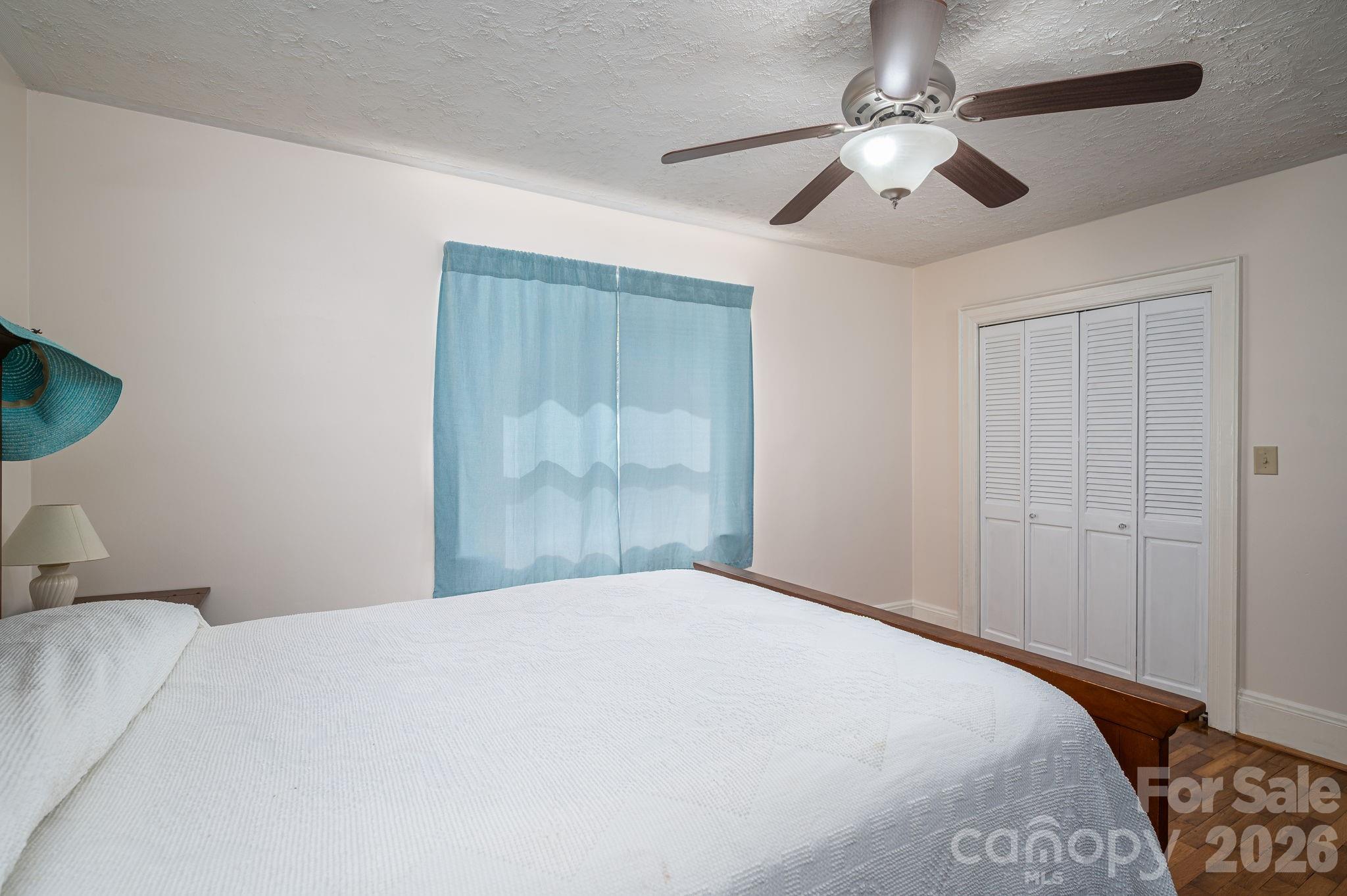 Houser Pines - Residential