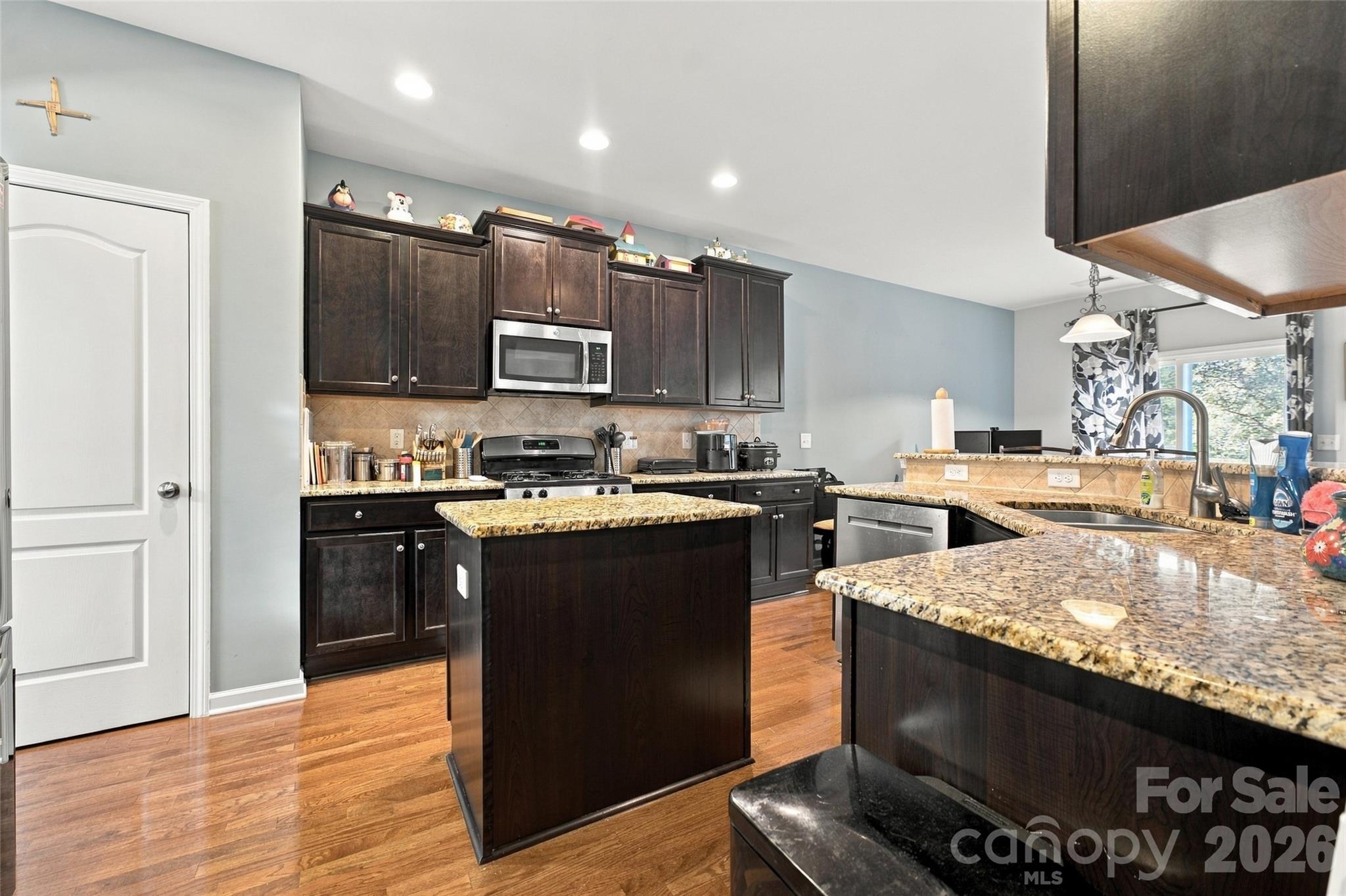 2440 Flintshire Lane