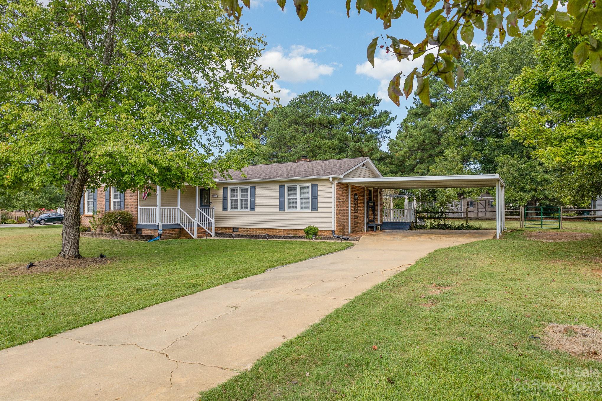 Red Oaks - Residential