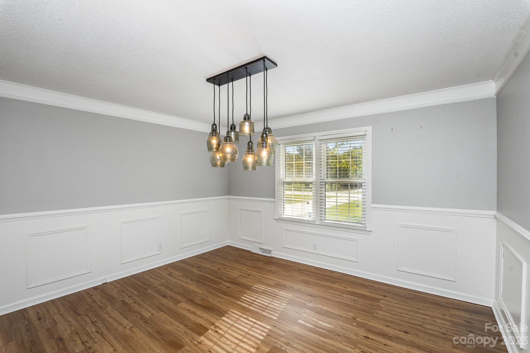 Red Oaks - Residential