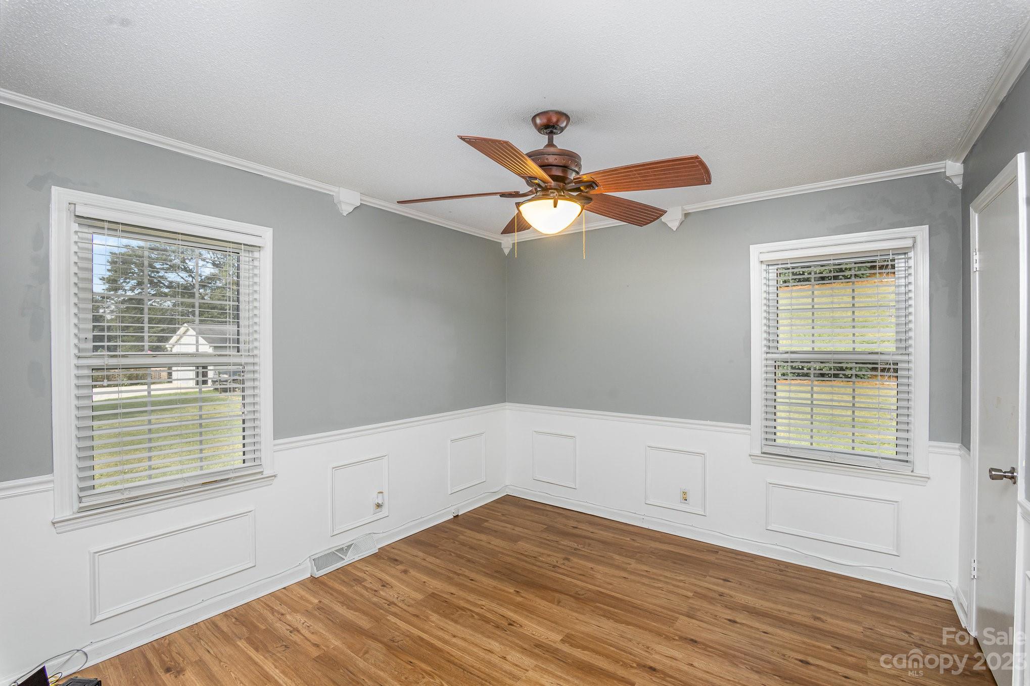 Red Oaks - Residential