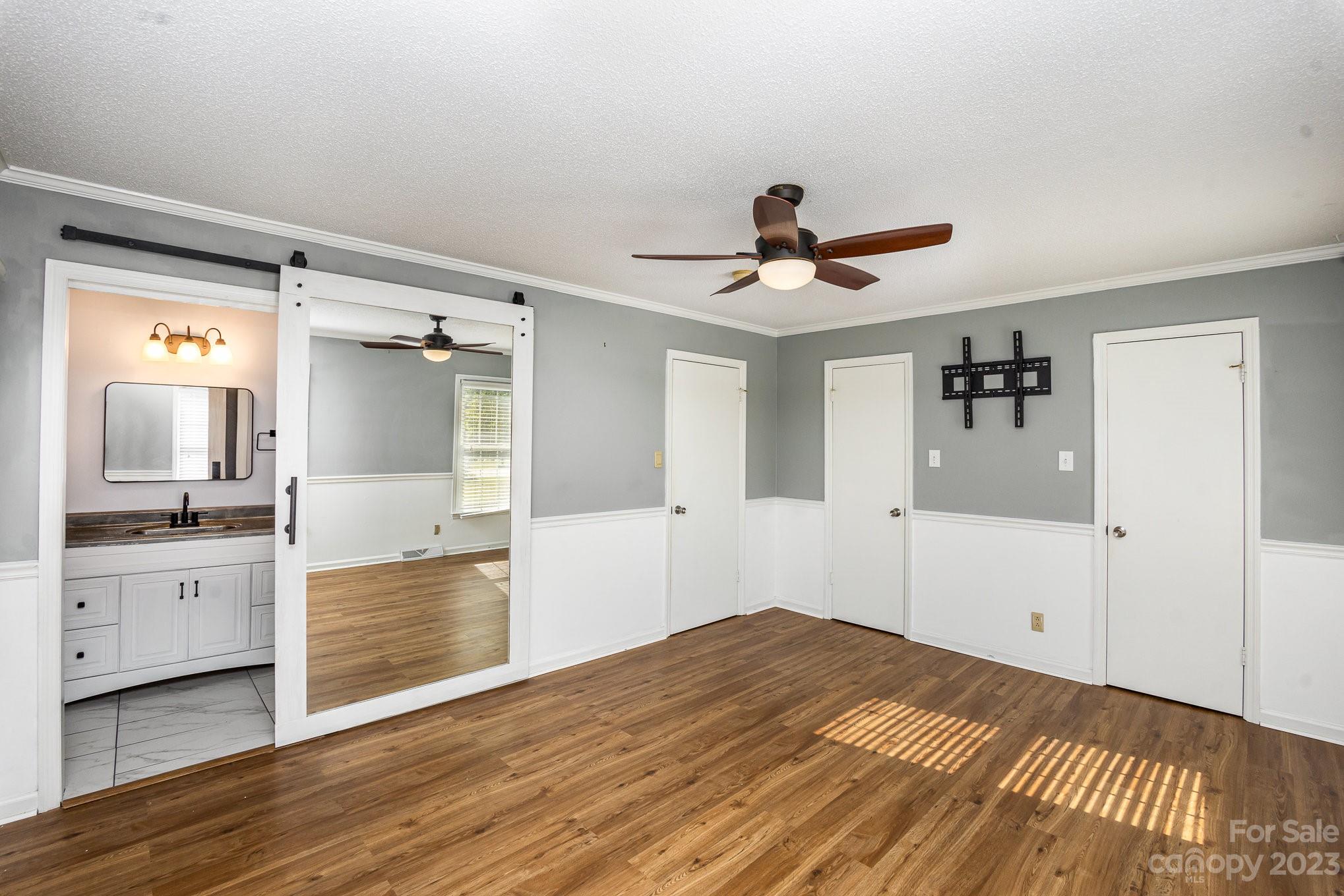 Red Oaks - Residential