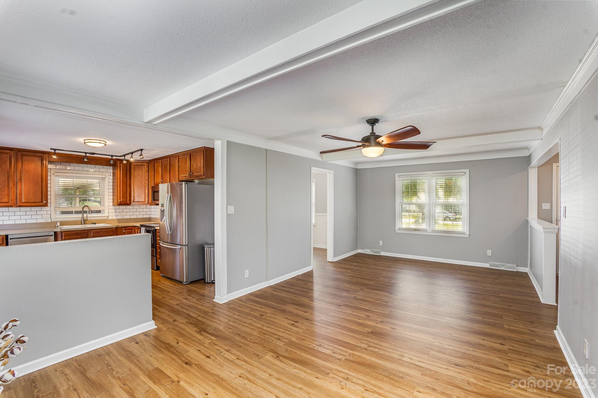 Red Oaks - Residential