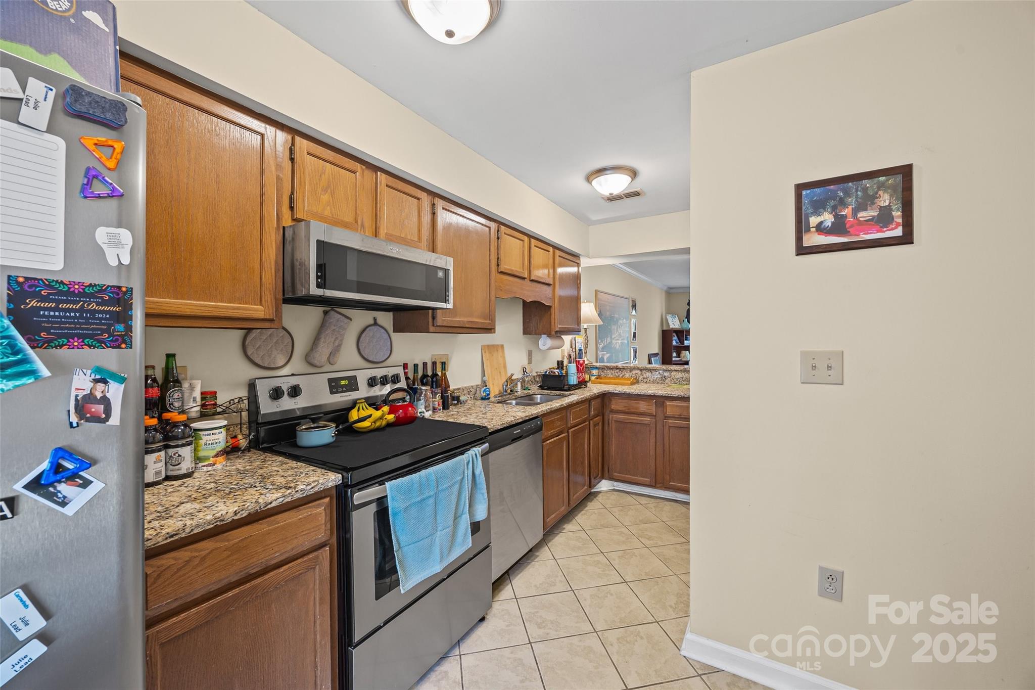 Manor Lake - Residential