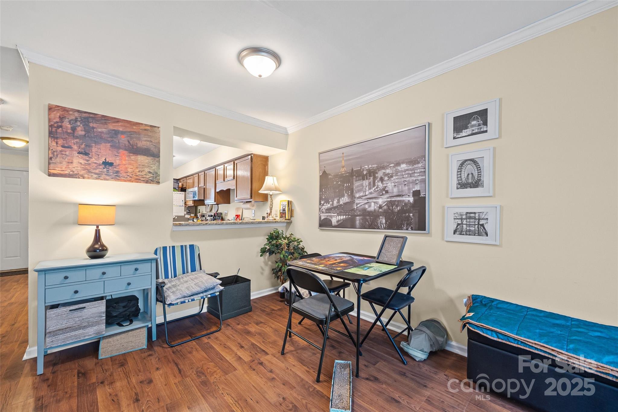 Manor Lake - Residential