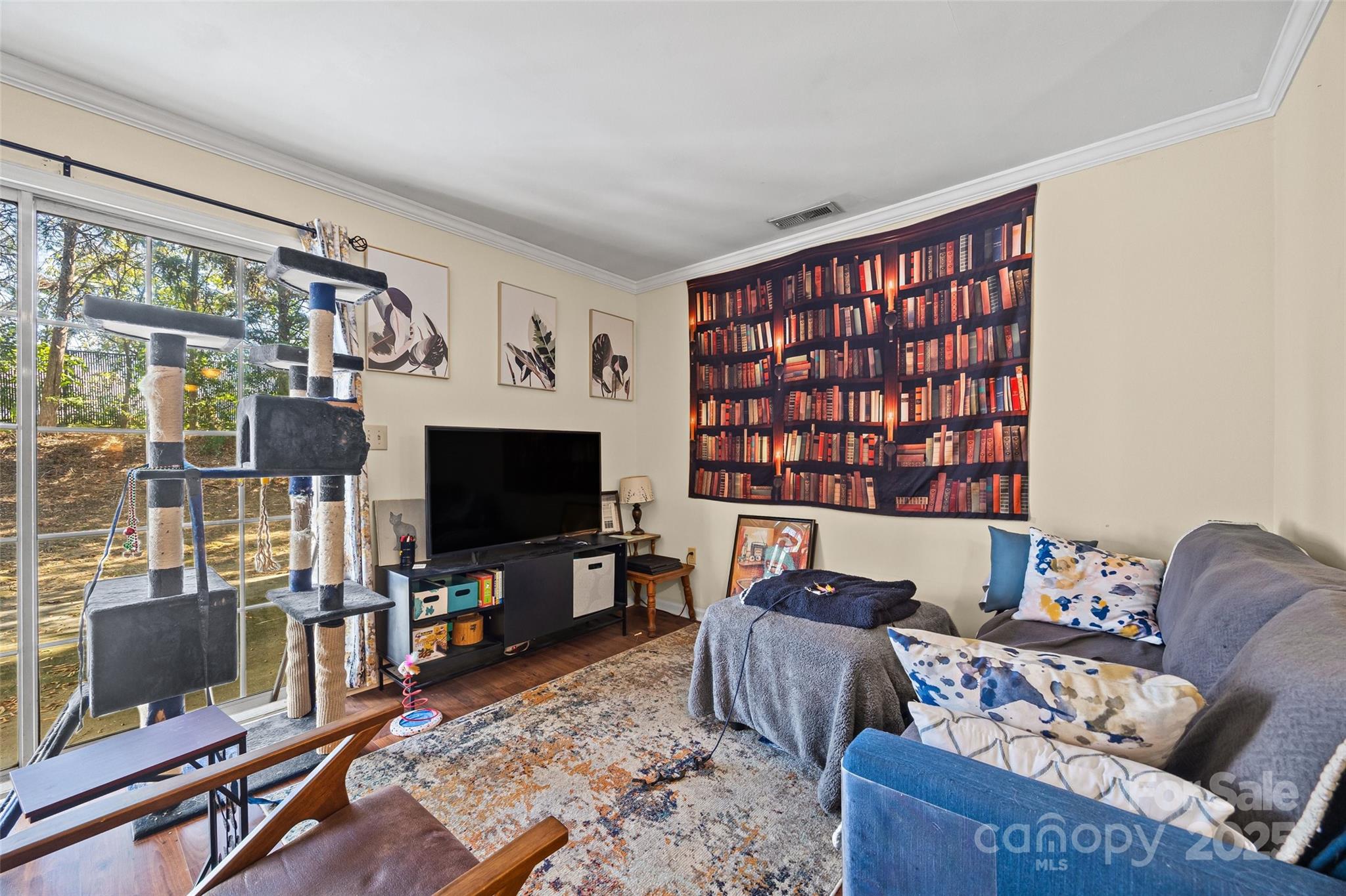 Manor Lake - Residential