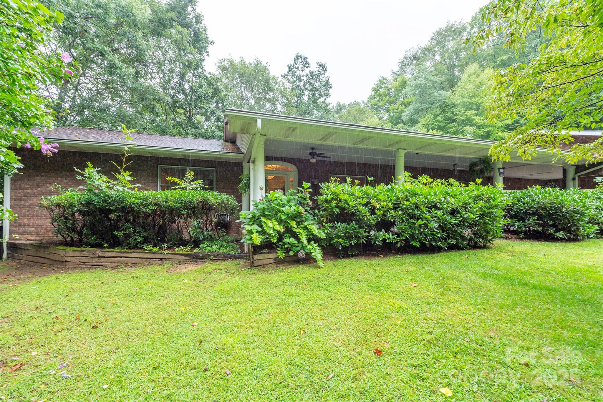 695 Chestnut Mountain Road