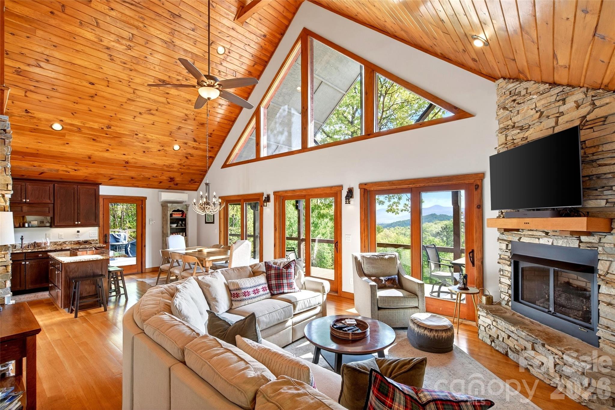 Grandview Peaks - Residential