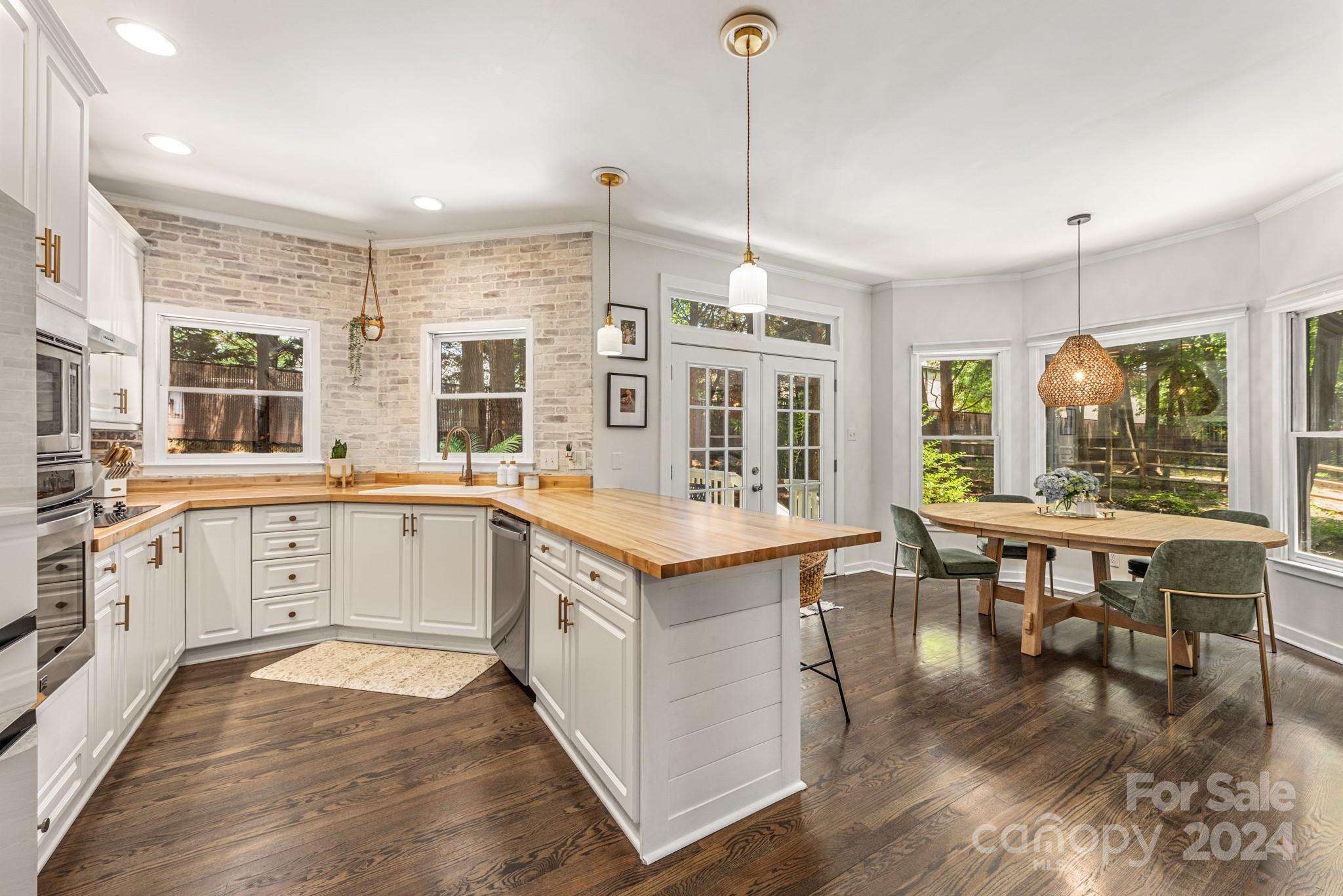 River Hills - Residential