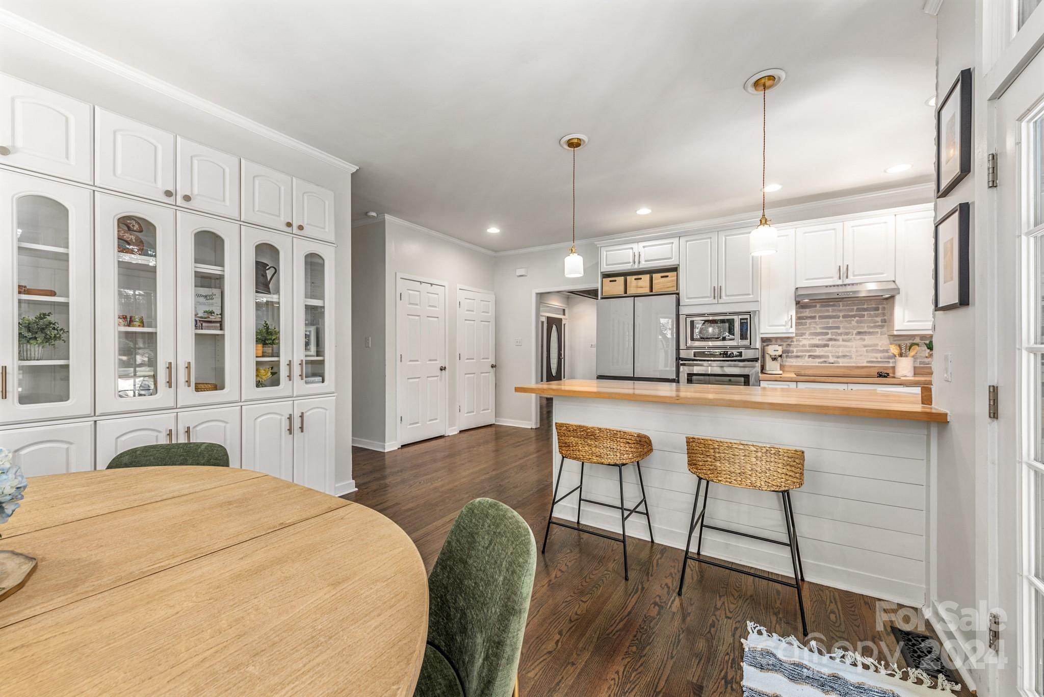 River Hills - Residential