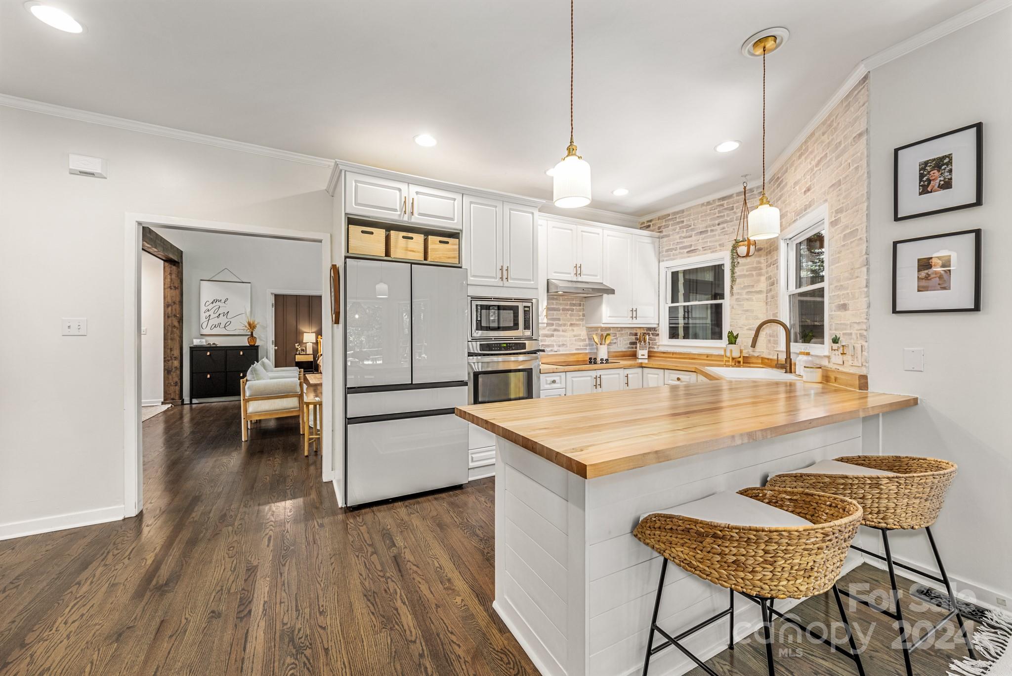 River Hills - Residential