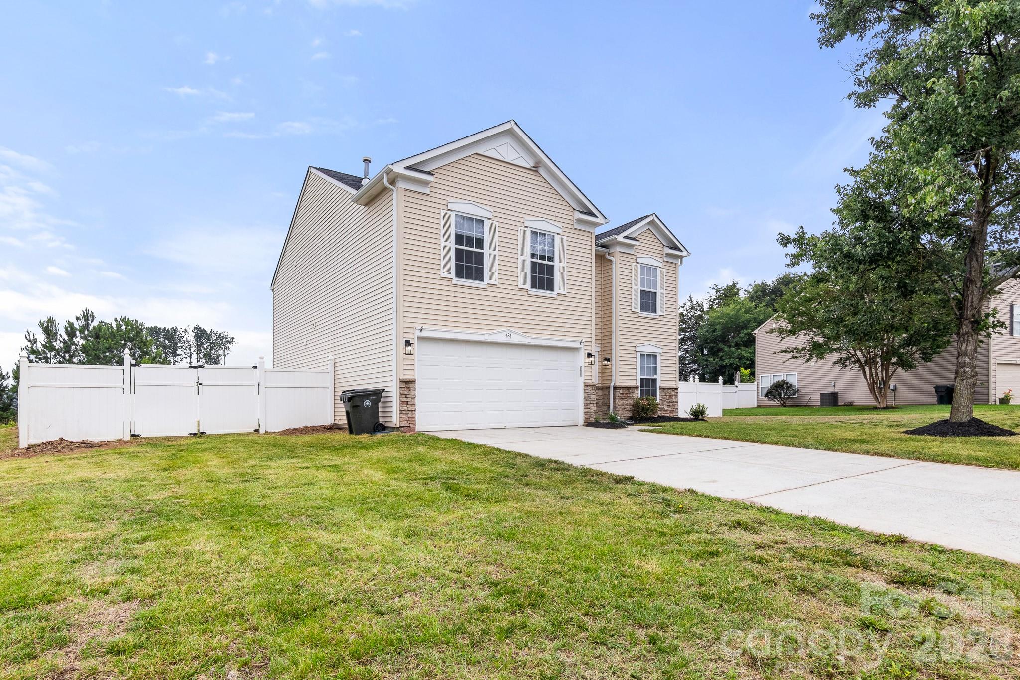 426 Brookhollow Drive