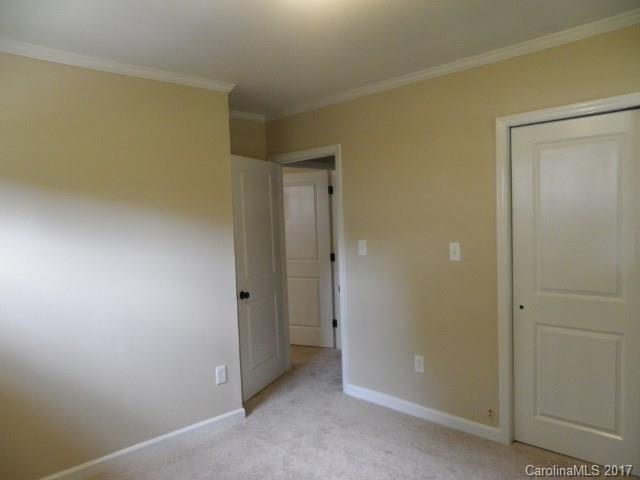 Lansdowne - Residential