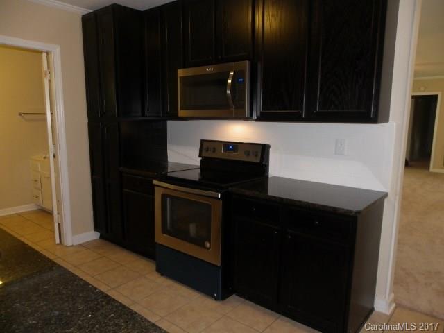 Lansdowne - Residential