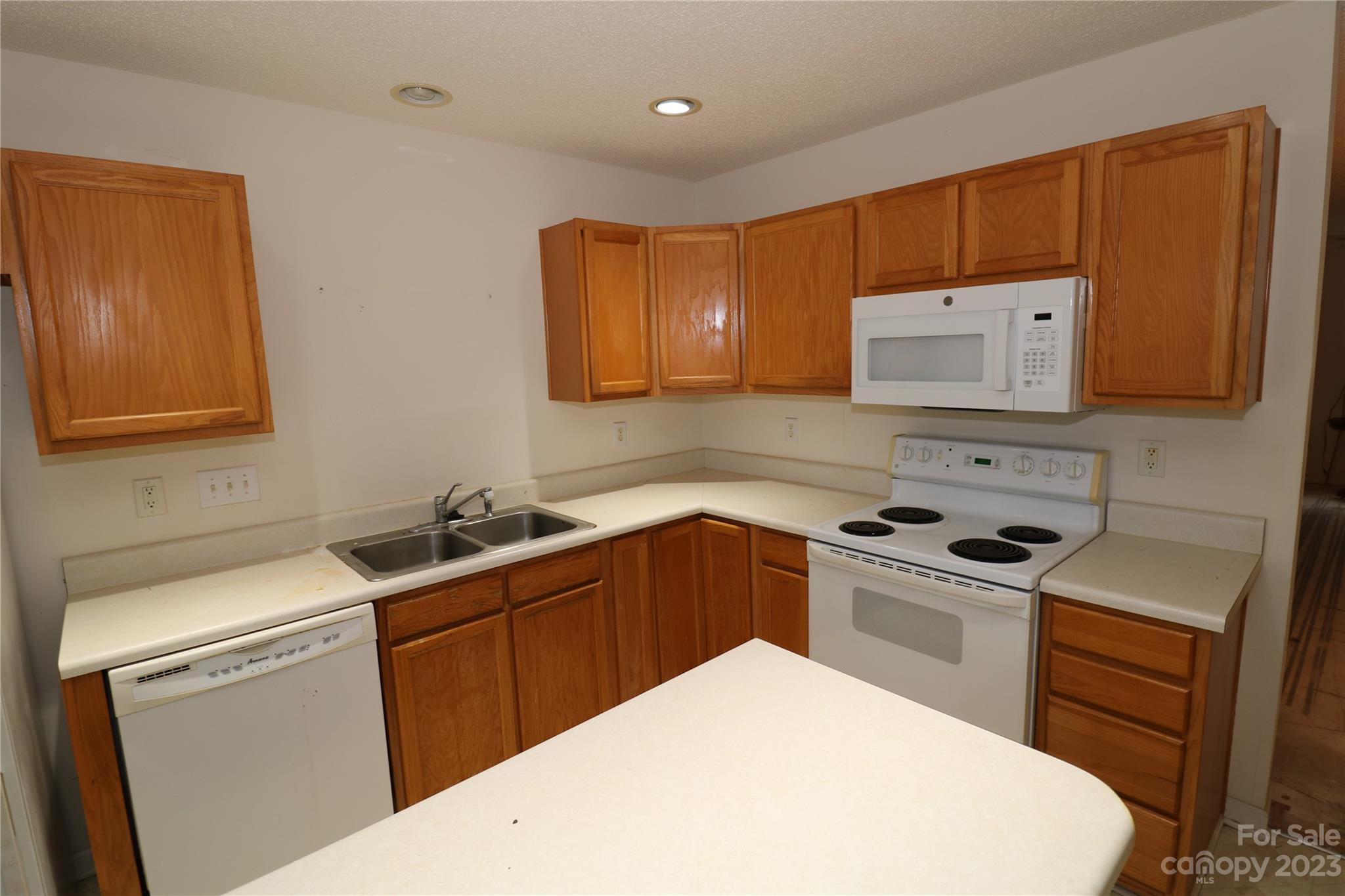 Maplecrest - Residential