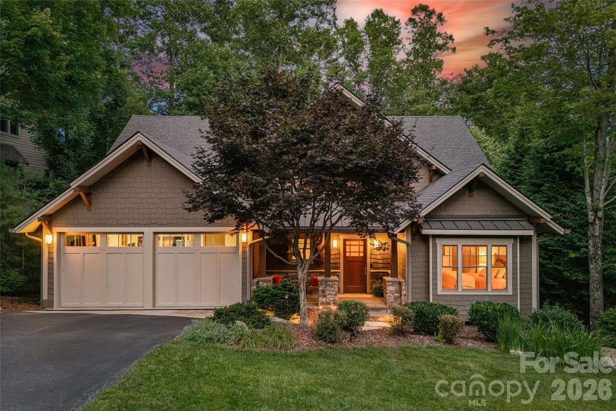 15 E Owl Creek Lane, Fairview, NC, 28730