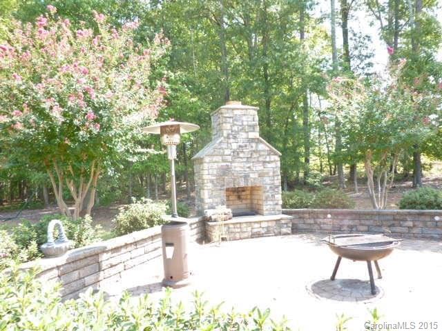 Lake Forest Preserve - Residential