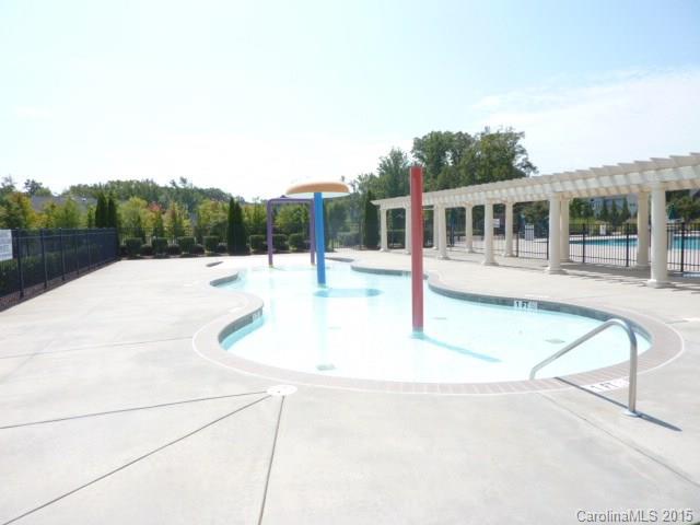 Lake Forest Preserve - Residential