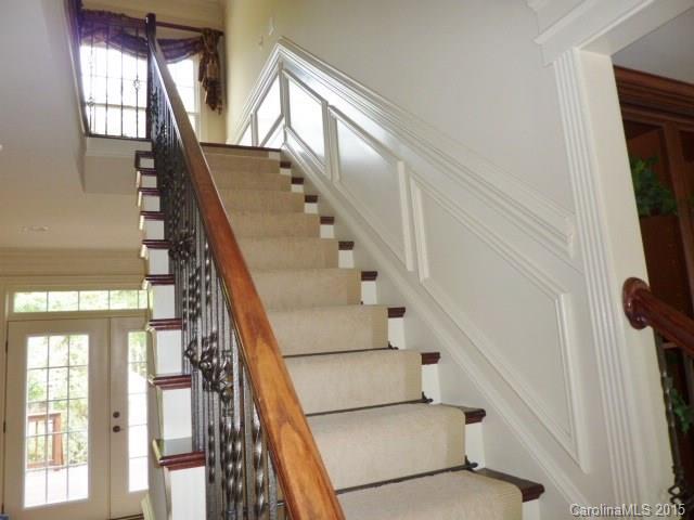 Lake Forest Preserve - Residential