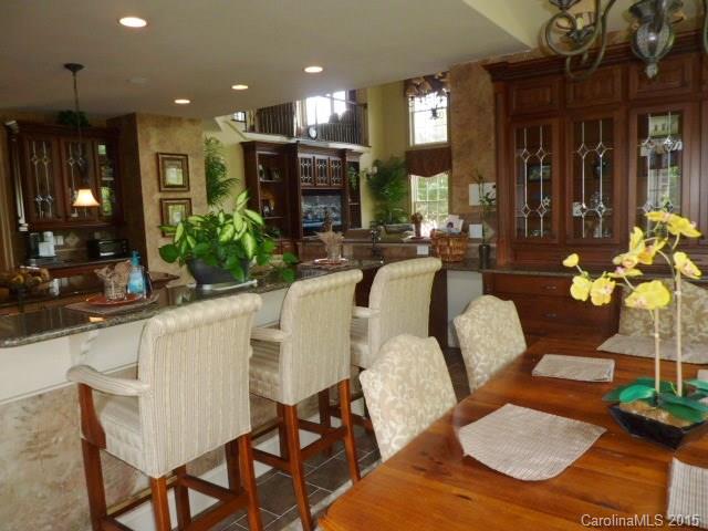 Lake Forest Preserve - Residential