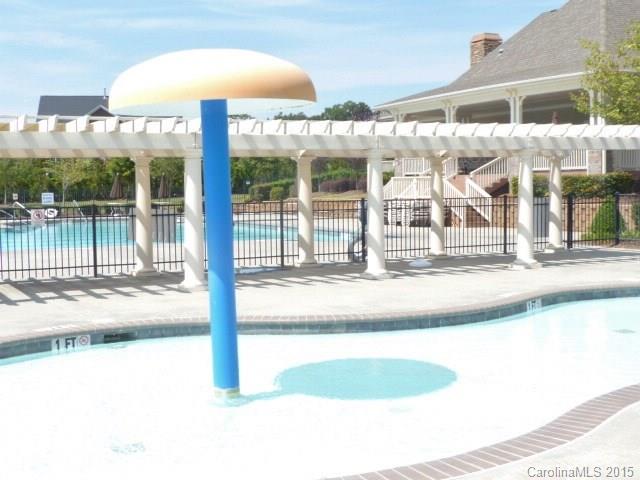 Lake Forest Preserve - Residential